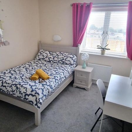 Miller'S Guest Room With Shared Bathroom 索兹 外观 照片